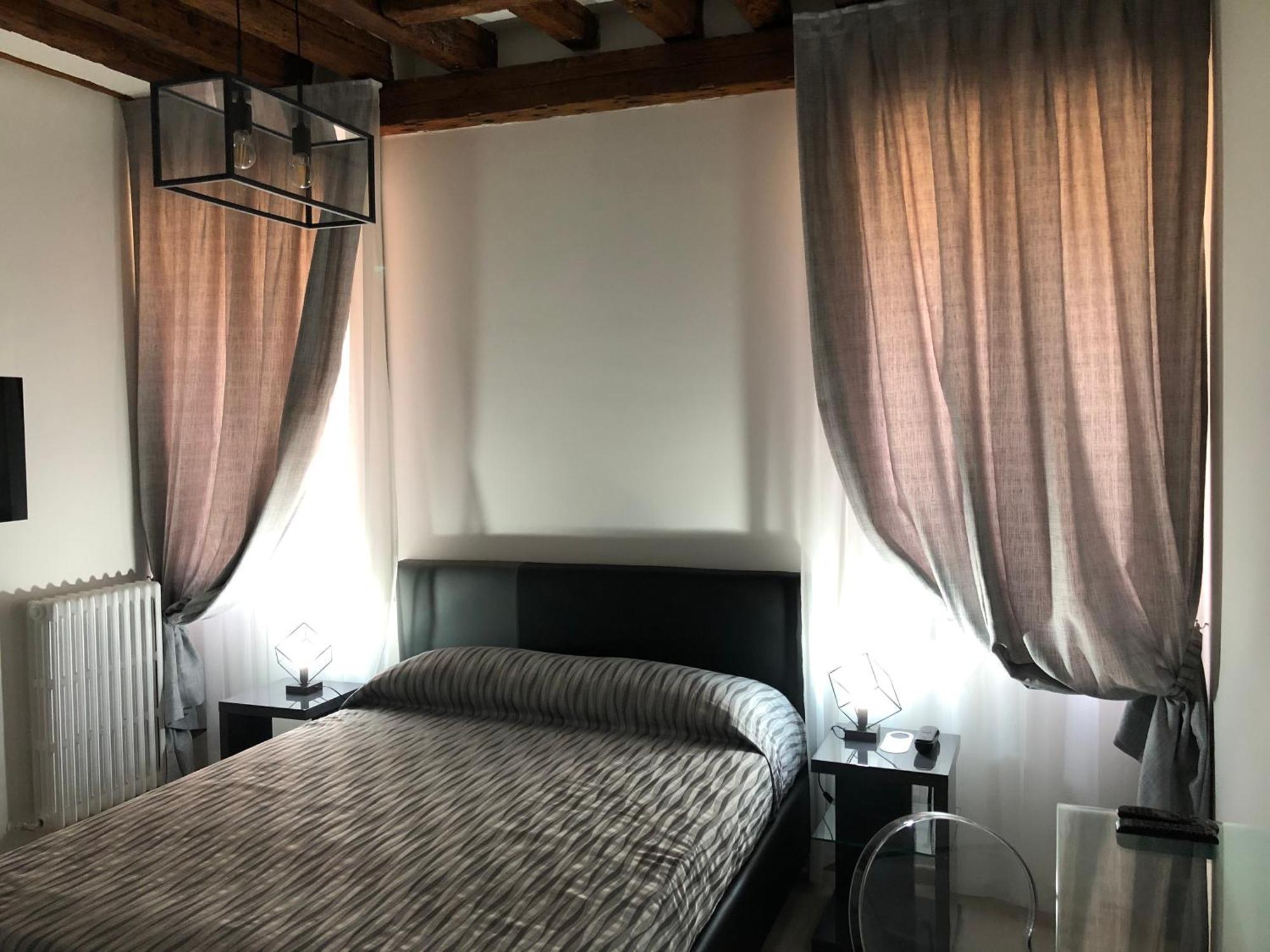 Deluxe Double Room - Annex